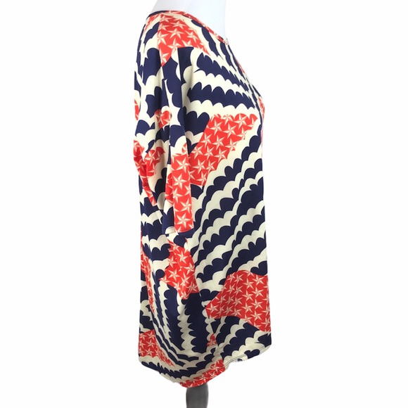LuLaRoe Irma Stars and Stripes Shirt, Red, Blue, Cream, Medium - Picture 4 of 10